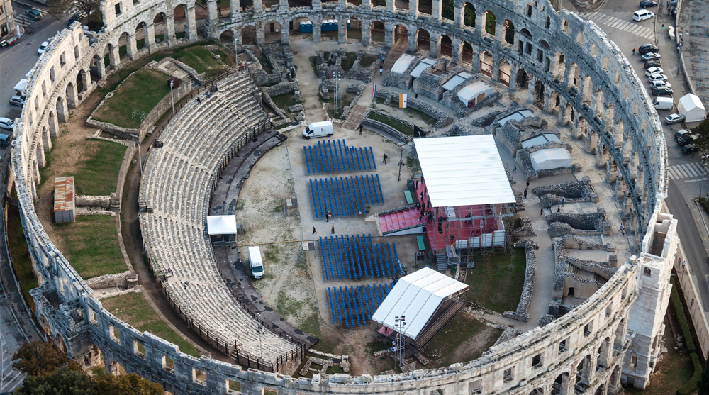 roman architecture croatia pula arena